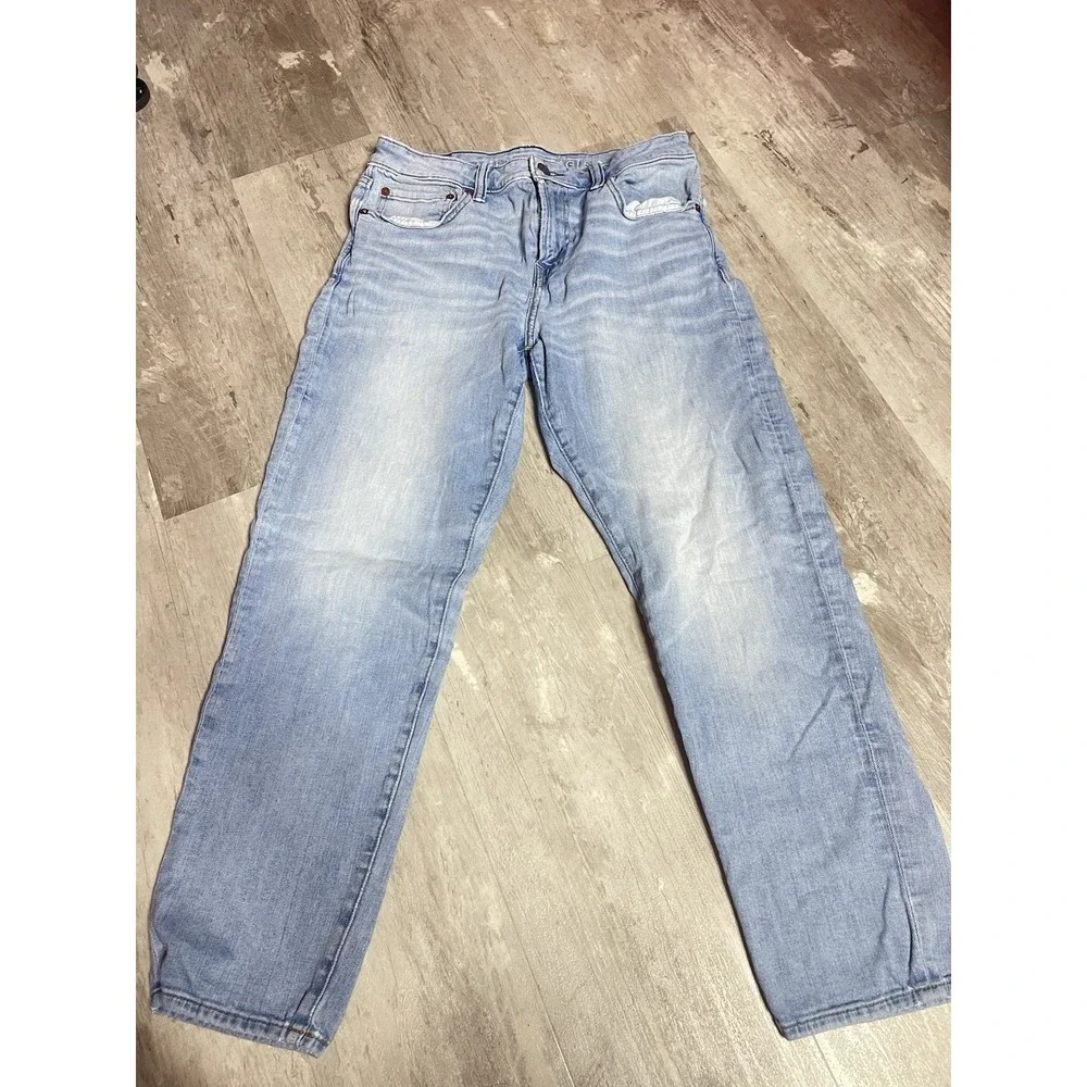 American Eagle Mens Athletic Jeans Size 31X30 Light Wash Airflex+‎ E0132